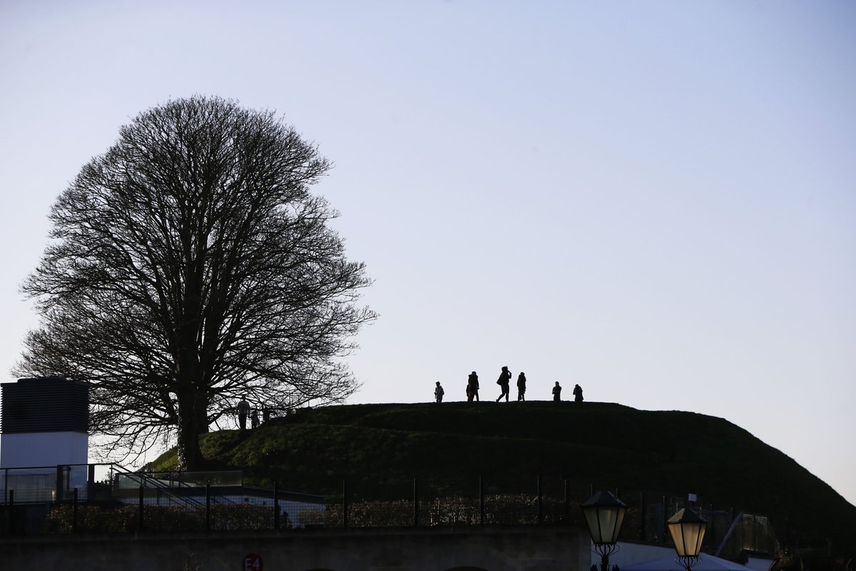 Fantastic wintry picture of #Oxford by <a href="/OxMailEdNix/">Ed Nix</a> in tomorrow's <a href="/TheOxfordMail/">Oxford Mail</a>