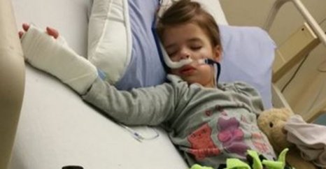 Netmums's tweet photo. Mum's heart-breaking plea: keep sick kids at home
https://t.co/CiRECXCzEN https://t.co/WuORmWI3wm