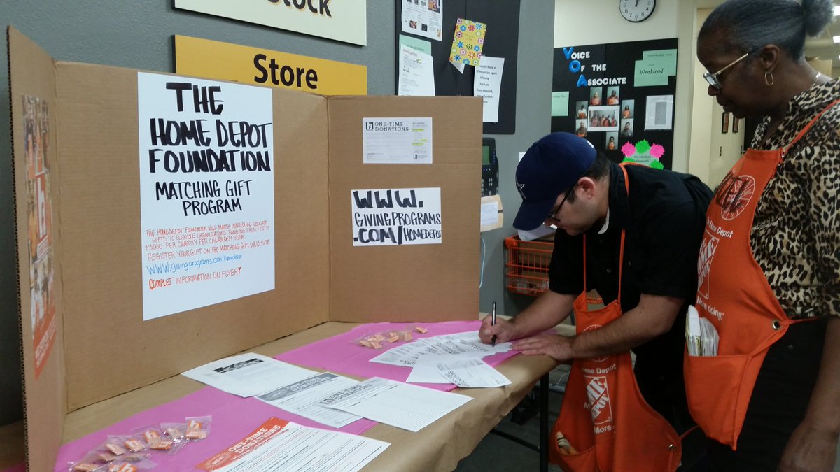 hazel8976's tweet photo. Associates taking care of Associates @HD8976Kendra @parker_sand @8976SASM https://t.co/5KSiVL9VUI
