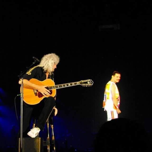Farrokh_Mercury's tweet photo. Love the way into the Weekend. x @QueenWillRock @LilyWhiteQueen @QueenieOfNorway @InOnlySevenDays 
https://t.co/JHsdX9gj4j https://t.co/npfRC1YZ0z