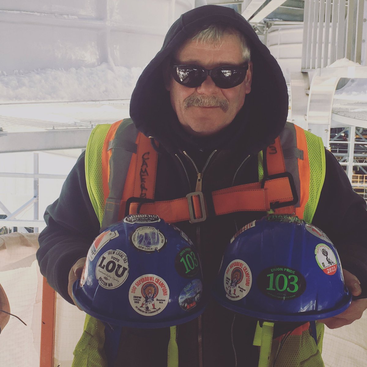 vitamin_edub's tweet photo. My tool partner!! #salemharborpowerplant #103strong #scameron103 https://t.co/4QbKB7tnKG