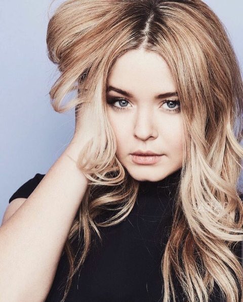 Feliz aniversário pra mim e pra minha bebezinha Happy Bday Sasha Pieterse 