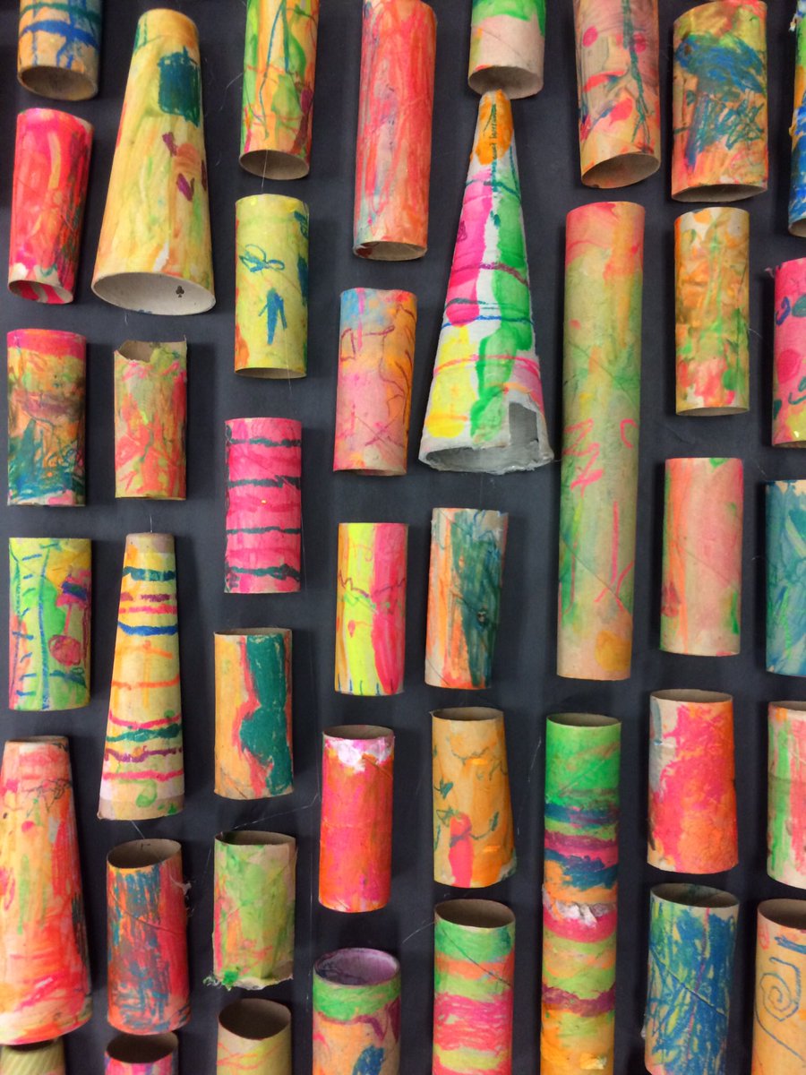 RoniRohr's tweet photo. #loveteaching Kinders painted tubes in art today! Pure joy! https://t.co/LlsIgb7gyf