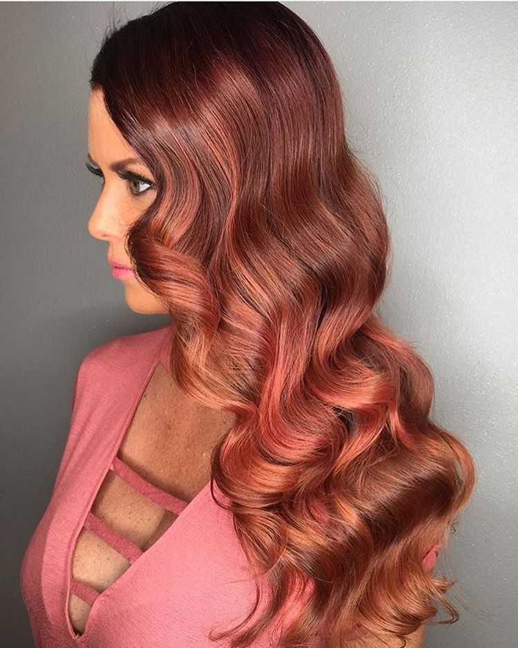 WellaColorCharm's tweet photo. The perfect combination of warm 🔥 and cool ❄️ toned balayage by @myhairfixation using #WellaColorTango 4VR in Mahogany! #WellaColorCharm https://t.co/UFlaVPIAc4