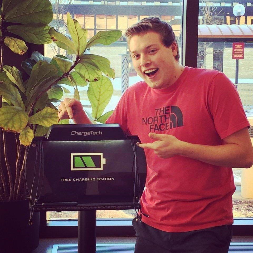 Need to recharge? Use the new charging stations in the Atrium &amp; Business Center brought to you by SGA and Bruce Vieweg #cordmn