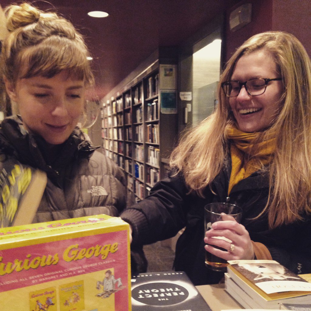 annie_hartnett's tweet photo. The beginning of girls weekend begins in a bookstore #virginiawoolfpack https://t.co/D4KBXe8orv