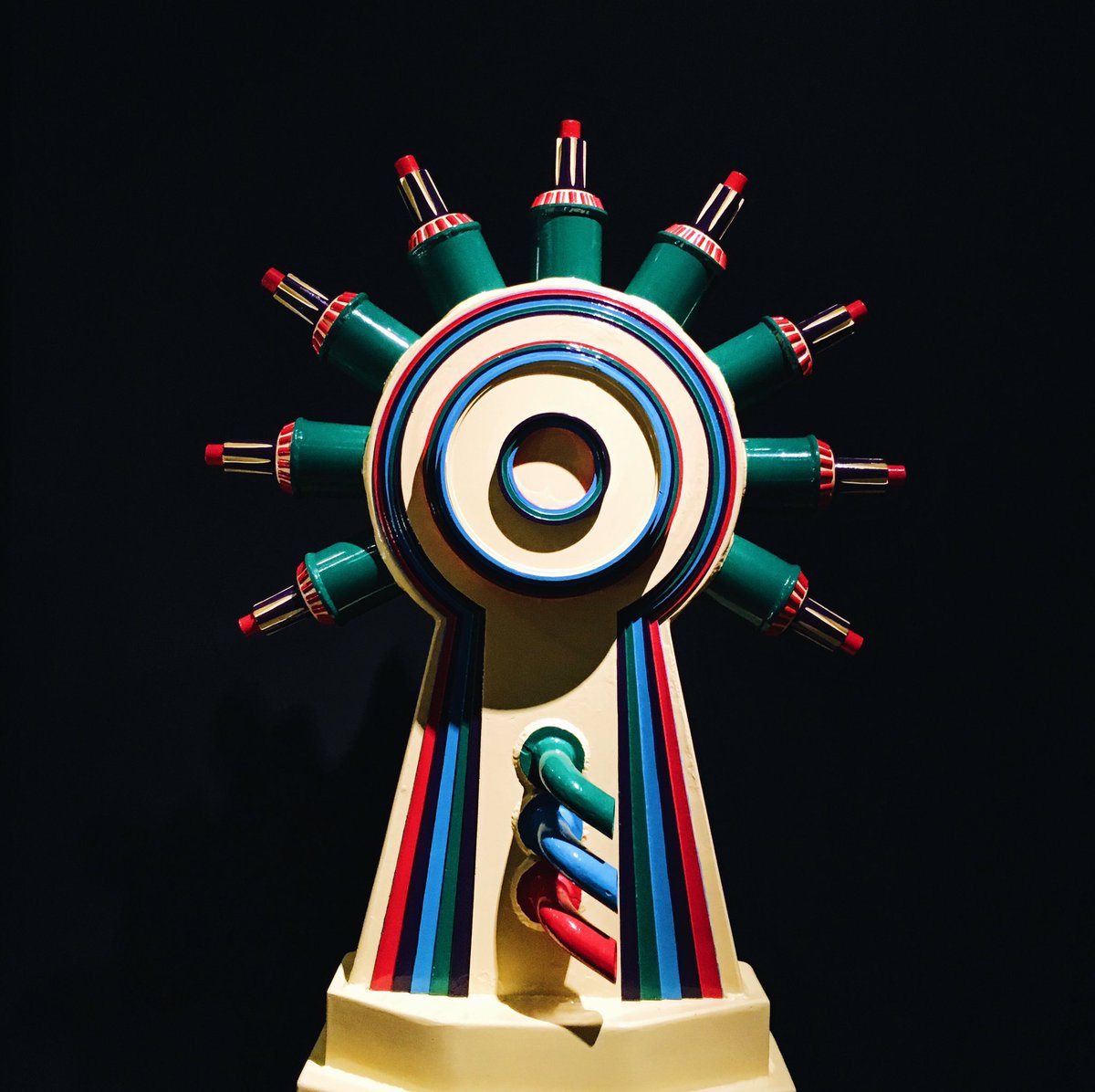 justpan's tweet image. perception. yesterday #Paolozzi + #Kwade @_TheWhitechapel + #PeterLiversidge @KateMacGarry + #Hockney @Tate Britain