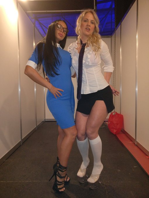 EROTIC FESTIVAL RIGA-LETONIA 2017 https://t.co/L2OSEzfw8t