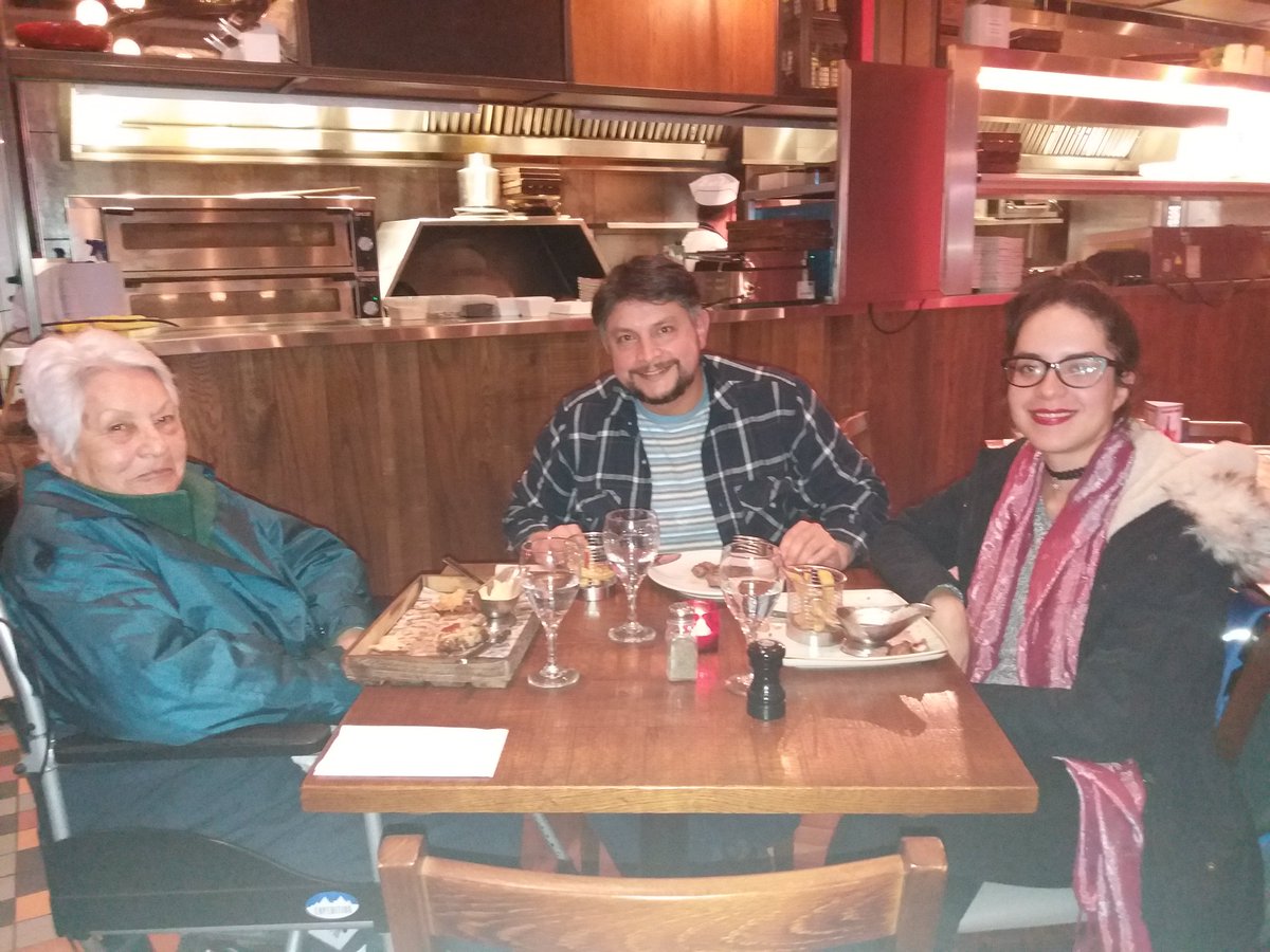 WestKitchense1's tweet photo. On a holiday from Mexico at #westminster kitchen #waterloo#londoneye#big Ben #steak https://t.co/aYMs3FS9p1