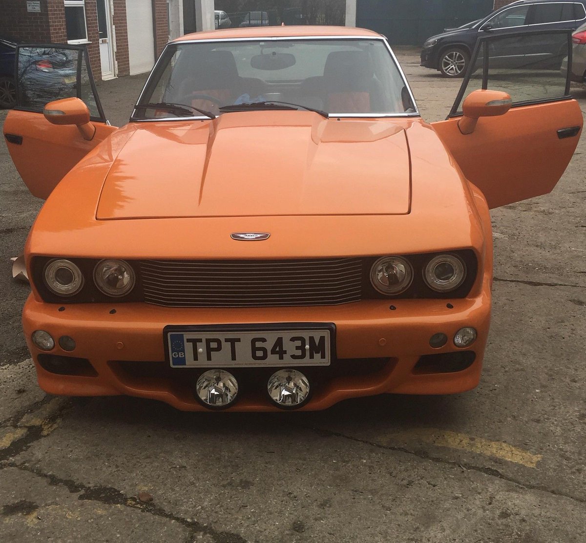GeorgeCochrane1's tweet photo. #FridayFFS
"Guide price ยฃ65,000 to ยฃ75,000"
Verdict - RUINED!
https://t.co/McZnXcG0Jo
#Jensen #Intercepted #ShoeingRequired https://t.co/j7ntm7cnFs