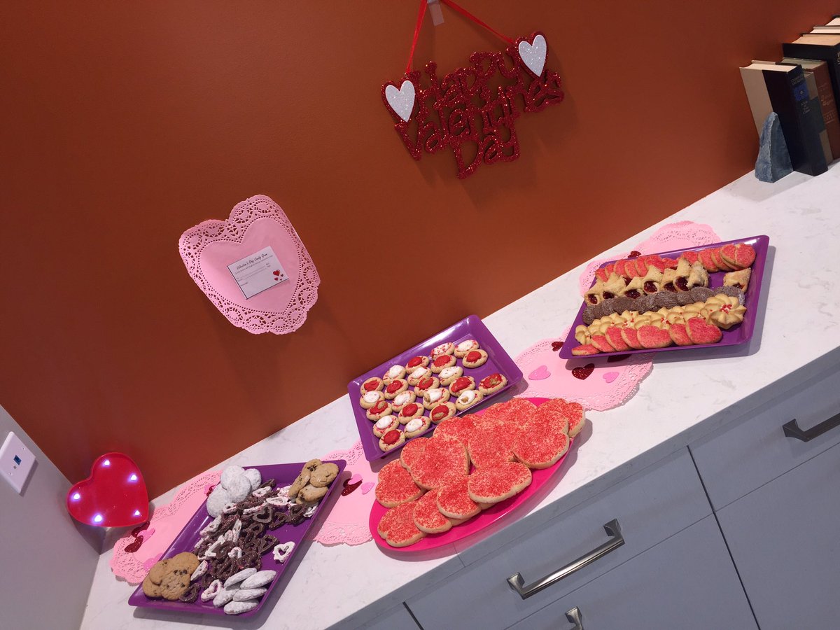 FoundationSac's tweet photo. We had a blast spreading our love on Valentine's Day! ❤️💕 #FoundationNation #ValentinesDay https://t.co/aoyAo7gZfF