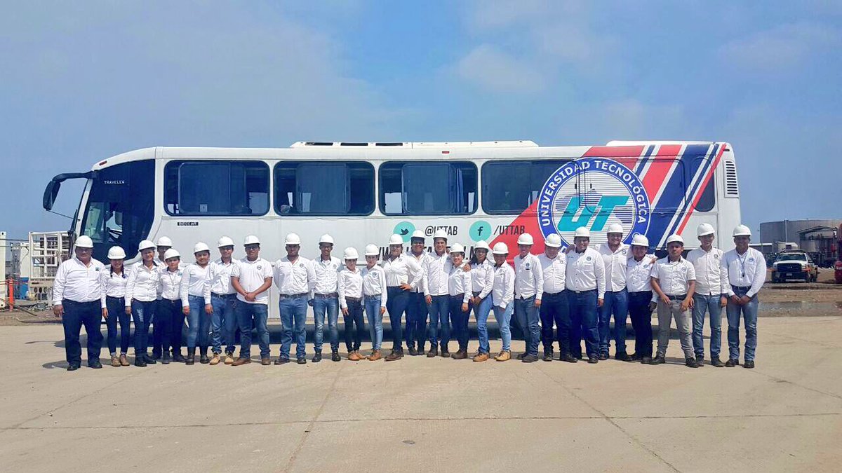 puerto_dosbocas's tweet photo. Estudiantes visitan la #TerminalDeUsosMultiples, #PuertoCiudad, UTT. @maservinh1 @SCT_mx, Vinculación Académica. https://t.co/X7jKMo7W48