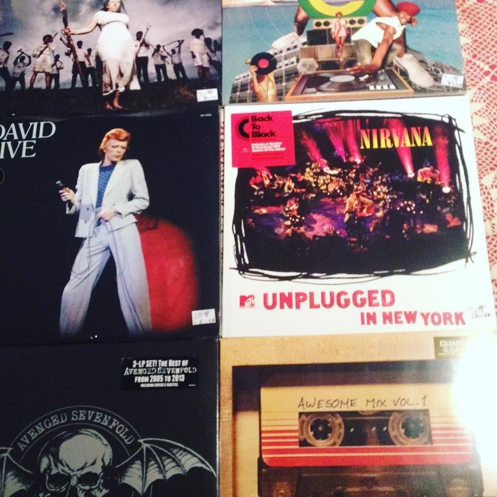 #vinyl  #vinylcollection #vinyl #vinyljunkie #guardiansofthegalaxy #nirvana #theiverycorporation #elizacarthyandthe…