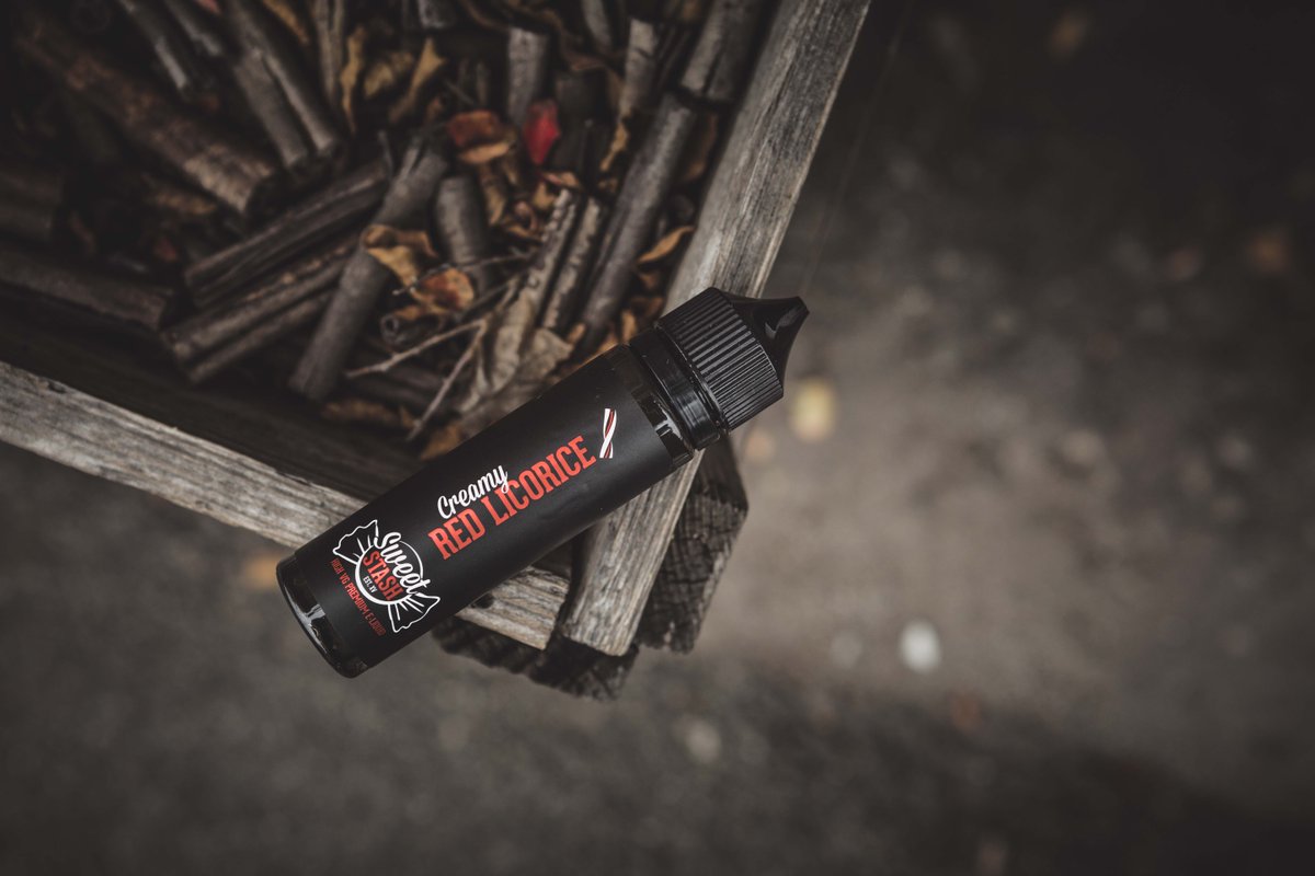 OurSweetStash's tweet photo. Raise your hand if you love Creamy Red Licorice, raise your stadard if you don't.
#sweetstash https://t.co/gm17nqqbJ6