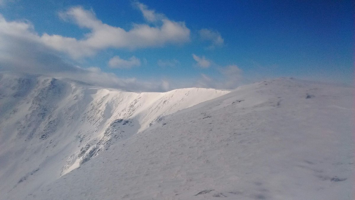 This is Scottish #winter ow.ly/xeH63095VtI Find out what it's like to experience a wintery climb in Scotland #climbing #hillwalking