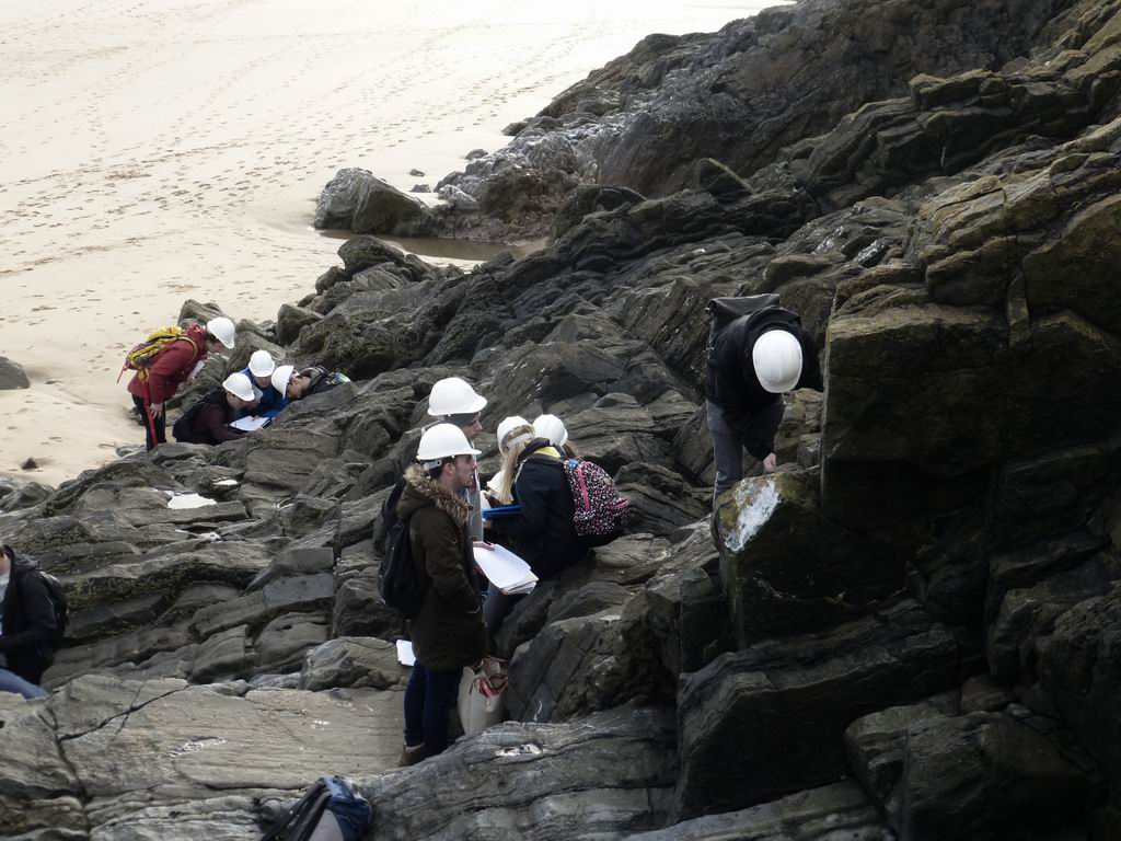 Fieldwork season starts again - geological mapping, Three Cliffs Bay #Gower <a href="/swanseageog/">Swansea Geography</a> <a href="/threecliffsbay/">Three Cliffs Bay</a> <a href="/VisitSwanseaBay/">Visit Swansea Bay</a> <a href="/thisisgower/">This Is Gower</a>