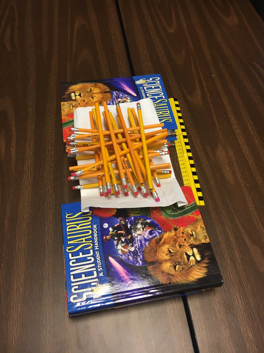 MsFoxSays's tweet photo. My students are so creative! #stem #paperbridges #whocanholdthemostpencils https://t.co/3a6eSy5PR3