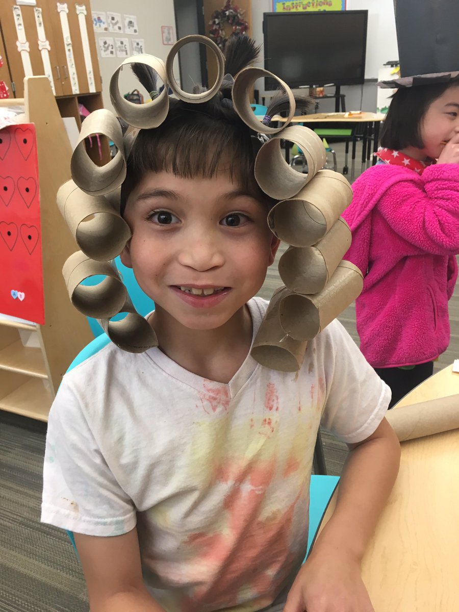 sharonbr22's tweet photo. Ms Merillat's class also made a Thomas Jefferson wig for our play! #gladtobeplaid @MahaffeyKISD https://t.co/glwZfInwz9