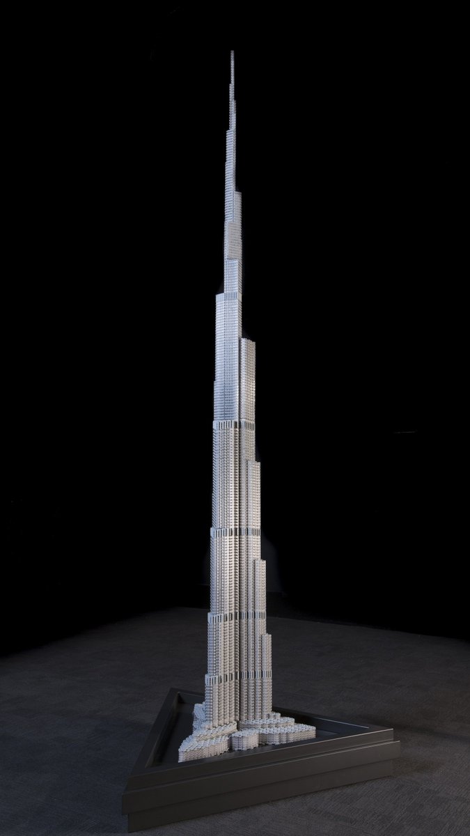 msichicago's tweet photo. Burj Khalifa's unique design bundles smaller structures for strength and has a Y-shaped core preventing twisting in the wind. #DayofFacts https://t.co/158W5jwa6B