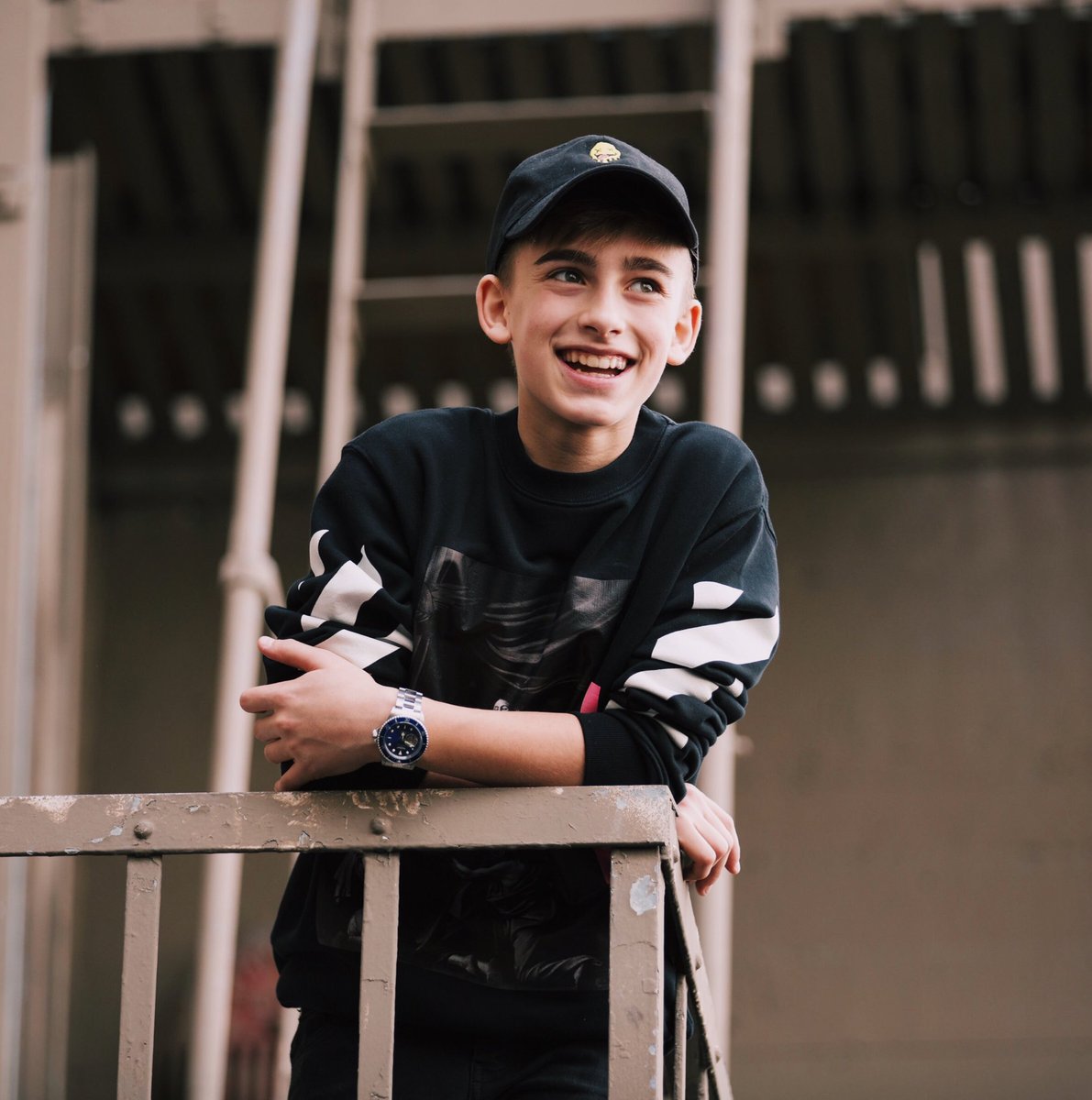 johnnyorlando's tweet photo. don't forget to SMILE :) @Dawn439 https://t.co/jpkMeptqrd