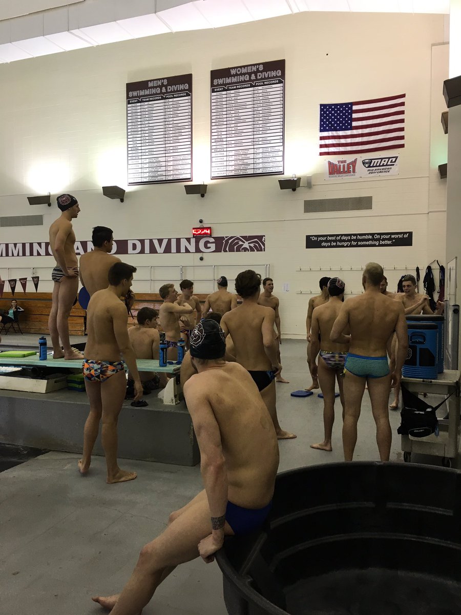NotFatJack's tweet photo. Really appreciate @BIGdaveMO for giving me the opportunity to coach the men's team today. I have a lot of wisdom to share! https://t.co/kLy0y483Na