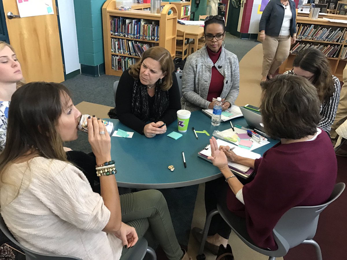 KristaMBender's tweet photo. Ending our PD day in PLCs. Aligning learning targets with common assessments and deciding ways Ss can self-assess. @vhelpk5 #PDday2017 https://t.co/0GCpwIMo9p