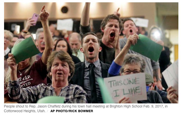 JordanUhl's tweet photo. fox news ran a story that conservatives were "mobilizing" &amp; used a picture of DEMOCRATS at @jasoninthehouse's town hall. 

THAT'S fake news. https://t.co/XTXYMGcpEy