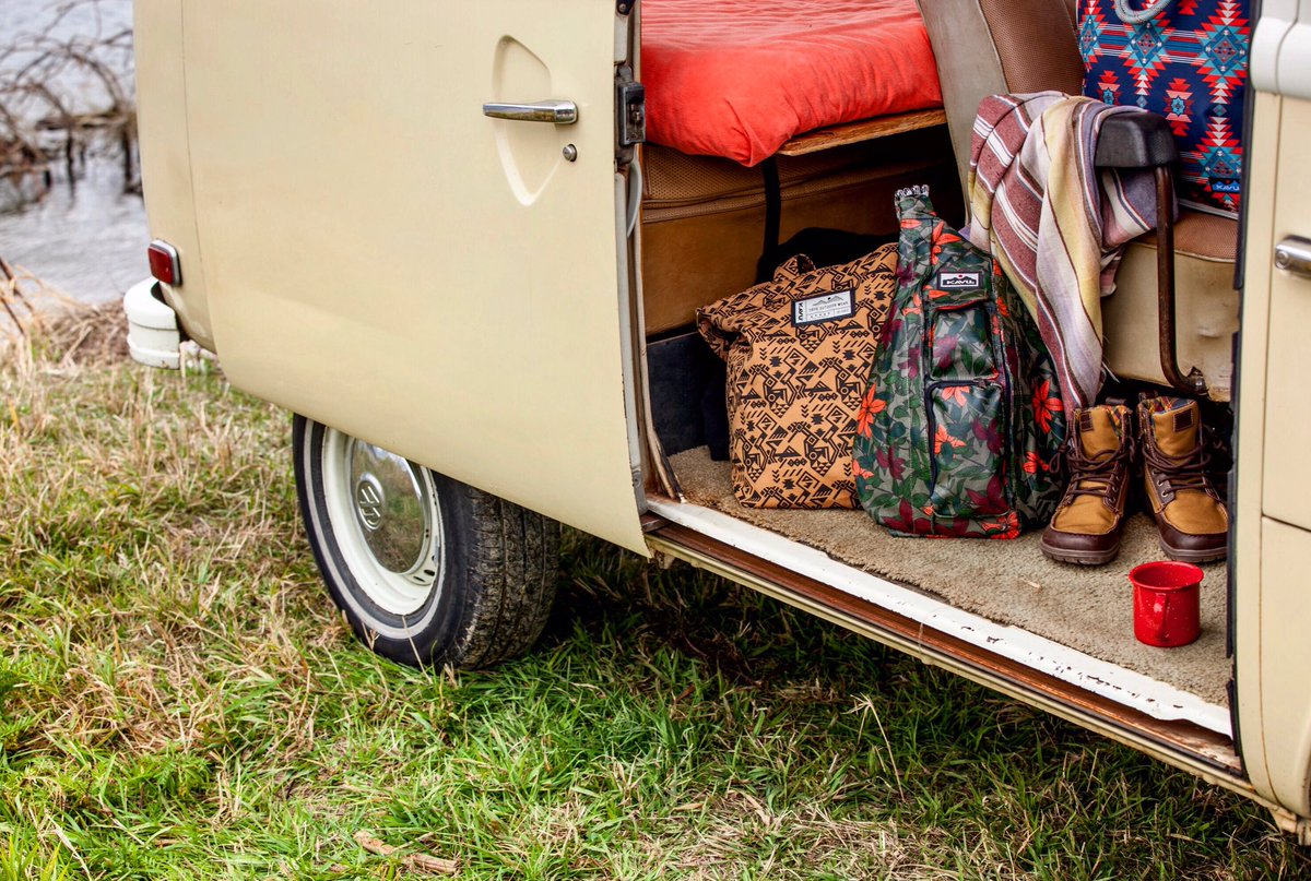 Packed up for the weekend w/ the essentials! Where we headed? Who knows - planned destinations are for the birds // 🚐🏕🏔🌲💥.
📷: <a href="/thedinoden/">Daniel Holmes</a>