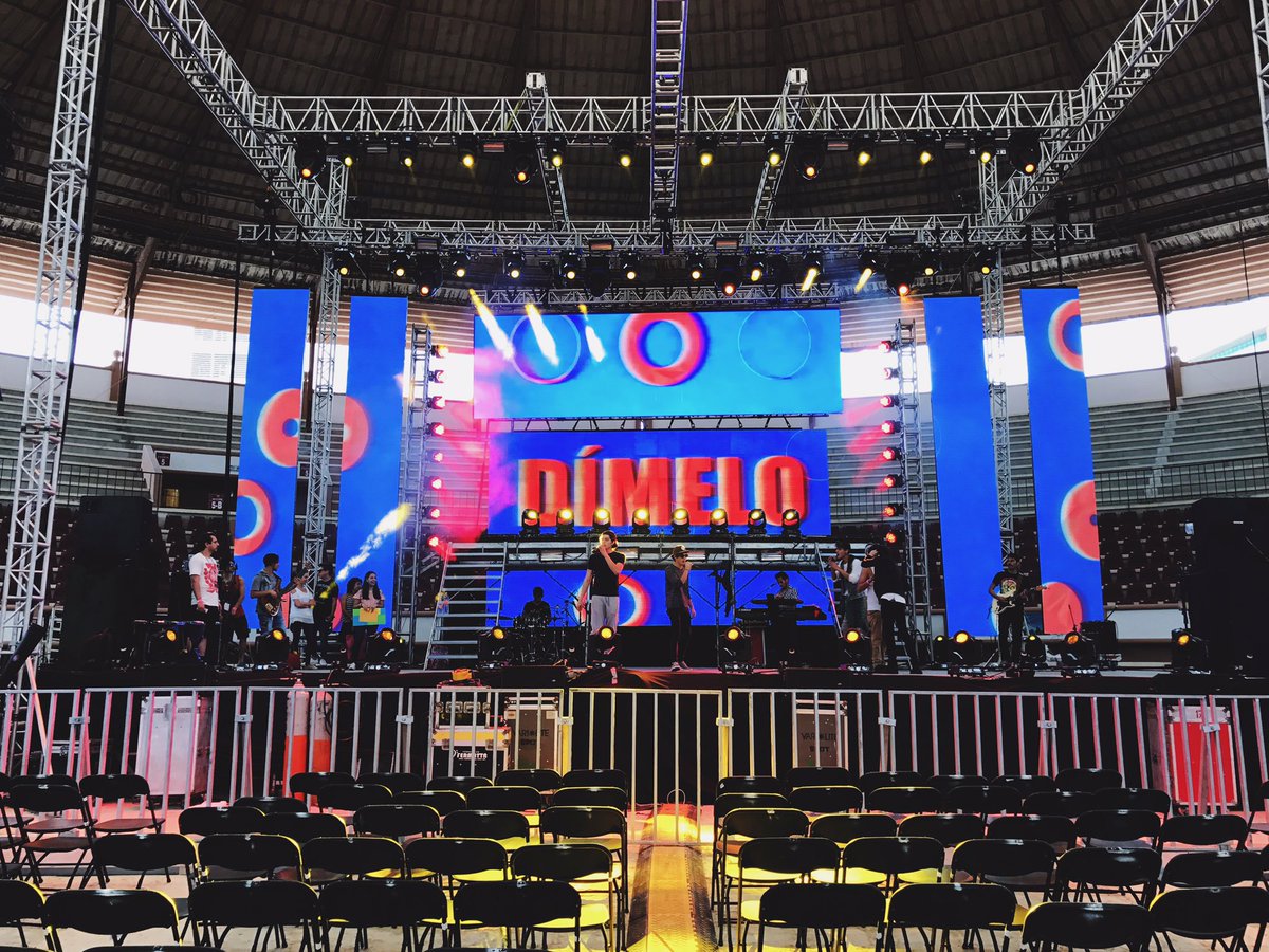 iconentmt's tweet image. ¡Falta muy poco para que inicie el #REVOLUTIONTOUR de @CD9 en Cancún!