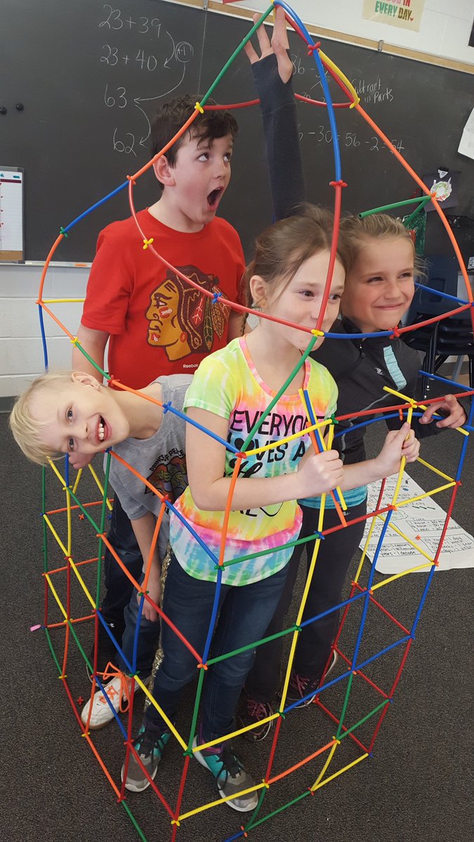 MsLenart's tweet photo. Happy Friday!!!! #towerfun #builditup https://t.co/I9j28Bz4AD