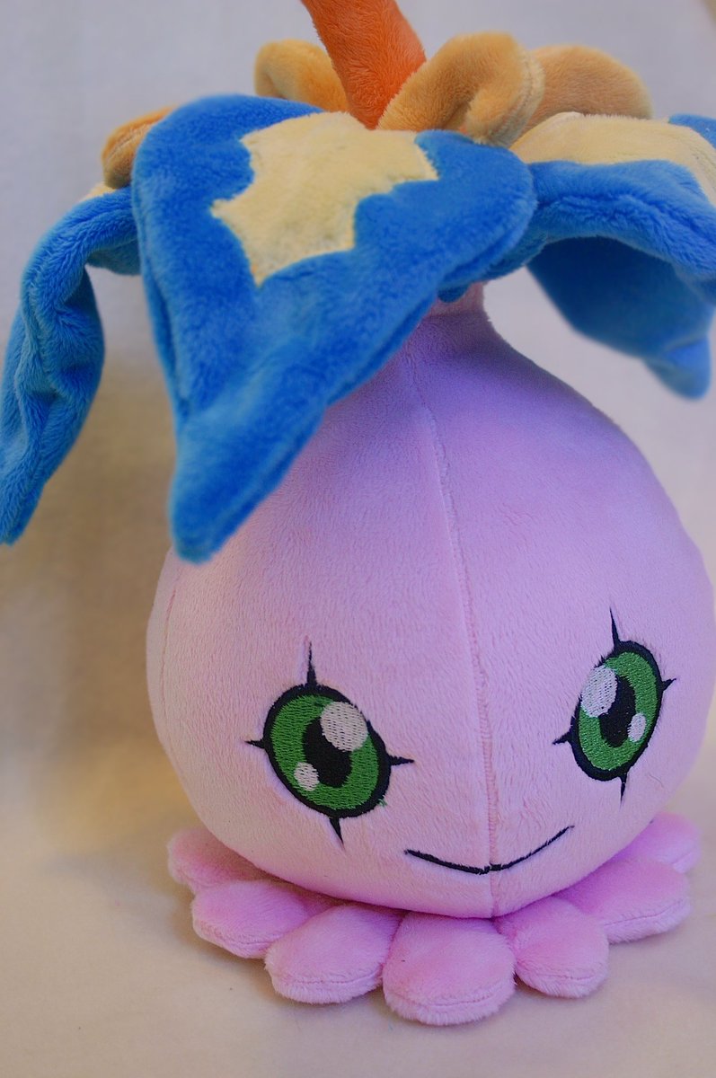 tanemon plush