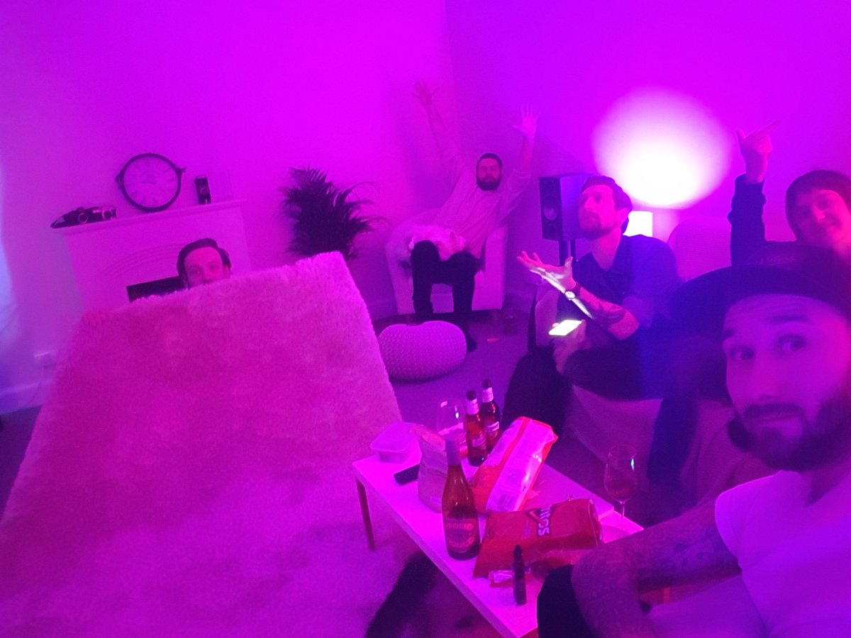 Friday night team meeting! #lifeisart #creativity