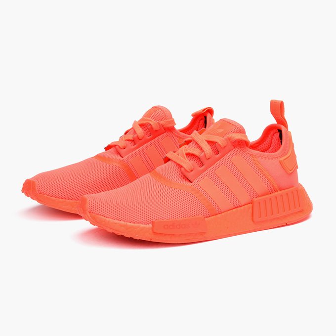Adidas NMD R1 B39505 exclusivo en Champs Negro/Blanco