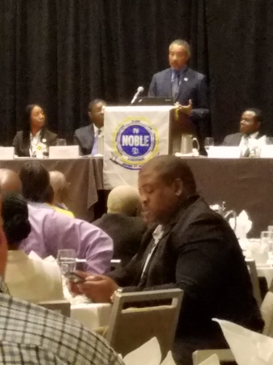noblenatl's tweet photo. @MikeHowardMSGS sharing at #NOBLE #2017CEO https://t.co/nCh7mkLkdq