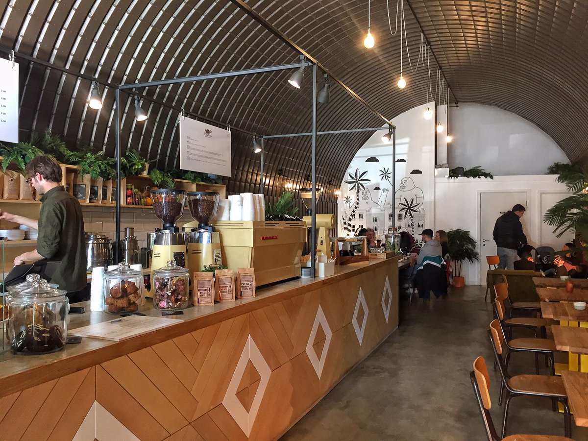 BestCoffeeApp's tweet photo. Beautiful @MouseTailCoffee Deptford serving @MissionCoffeeW https://t.co/D4XHVOWdu7