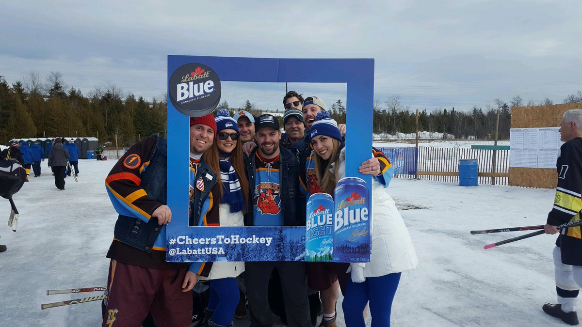 THUNDERCOCKHC's tweet photo. Say Ya to the UP eh? #CheersToHockey #UPpondhockeychampionships
#thundercocks
@LabattUSA @Buccigross https://t.co/xcyh0WwGCa
