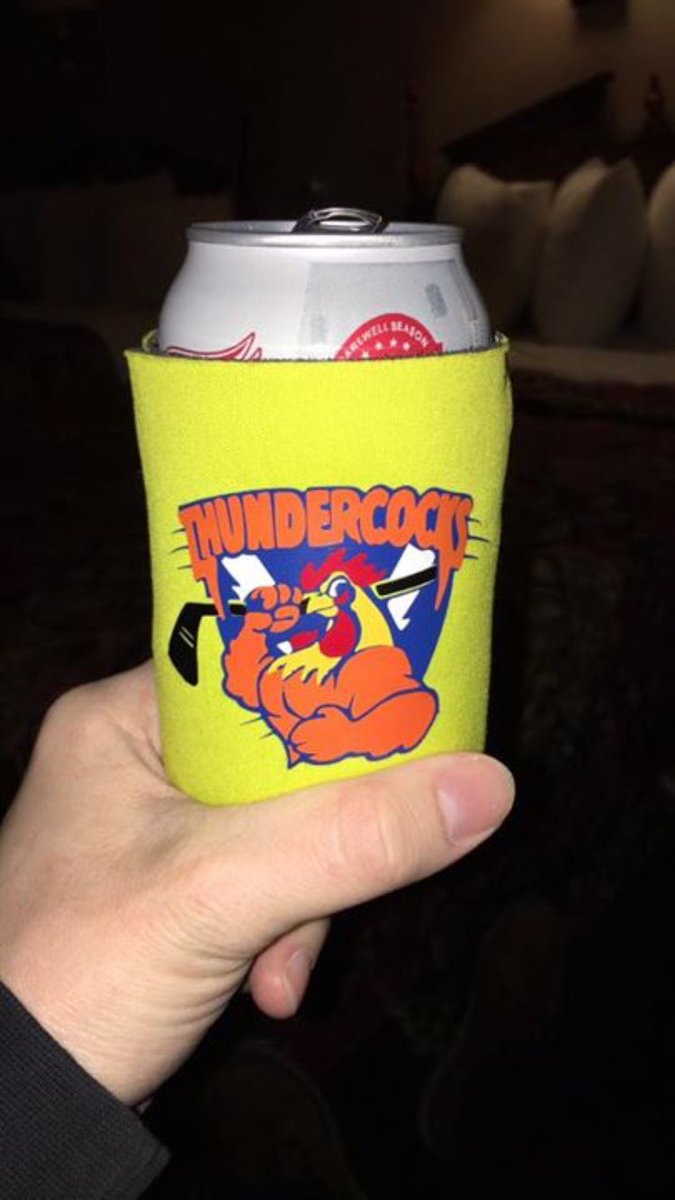 THUNDERCOCKHC's tweet photo. Say Ya to the UP eh? #CheersToHockey #UPpondhockeychampionships
#thundercocks
@LabattUSA @Buccigross https://t.co/xcyh0WwGCa