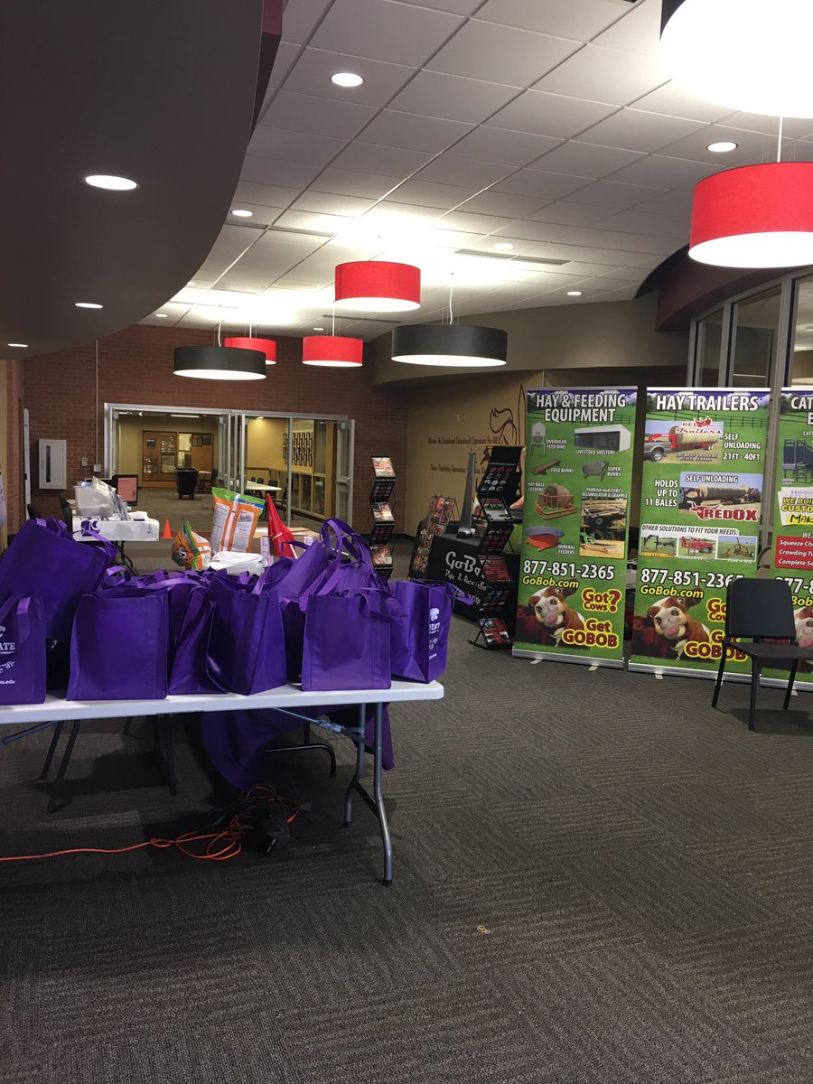 KSCattleDrive's tweet image. Setting up for the Kansas Cattle Drive tomorrow.  Join us in Buhler starting at 9 am #KCD17