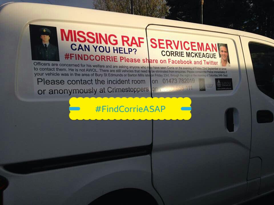 barney_colleen's tweet photo. #FindCorriePlease Many spoke to Corrie that night and he was in great spirits 😃💃👍🍺🍷 https://t.co/YUNfKG8YUf