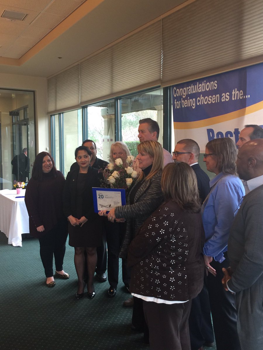 HRguyDGS3's tweet photo. Lori Augustine 20year SFO! https://t.co/lJYLxHFwpZ