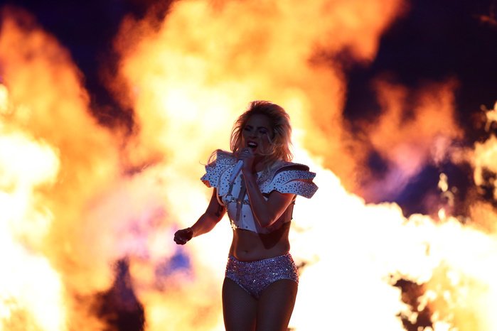 InfoGagaPy's tweet image. La NFL confirma que el halftime show de Lady Gaga es el más visto en toda la historia del Super Bowl. 👑 ¡Felicidades @ladygaga! 🎉