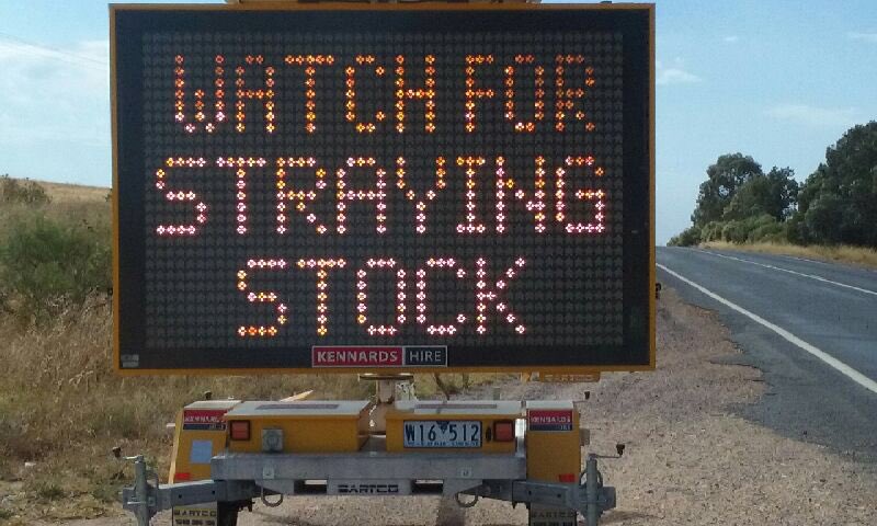 CavanaghMichael's tweet photo. The bushfires destruction of much of the fencing in western NSW is a problem for motorists. https://t.co/BTDaG6uwAP