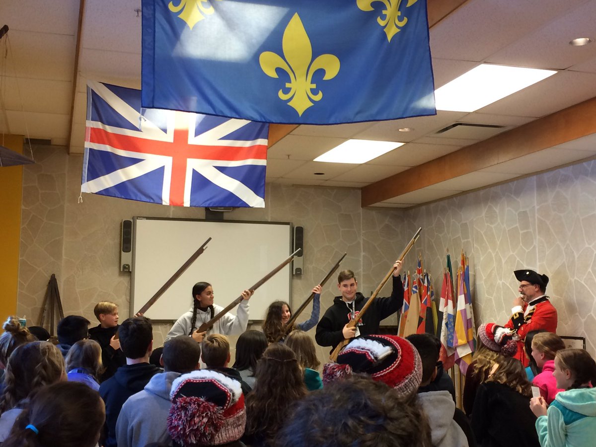 ProfAndersonGA's tweet image. Just casually learning how to fire artillery and defend ourselves from the empire. #GA2QC