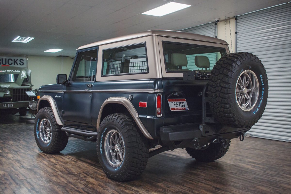 SORS843's tweet photo. We maintained the classic look of this 1974 Bronco while creating a vehicle that has the driving characteristics of a modern SUV. https://t.co/l9Cv71gjVO