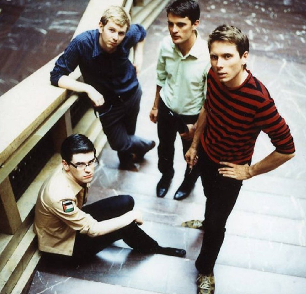 RNRSquad's tweet image. 9. Franz Ferdinand vs Arctic Monkeys vs The Strokes.