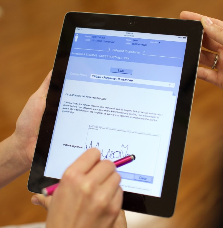 SiemensHealth's tweet image. Our syngo Workflow SLR enables fast and easy creation of interactive SQL documents  #HIMSS17 #HX360 #PutData2Work
usa.siemens.com/RIS