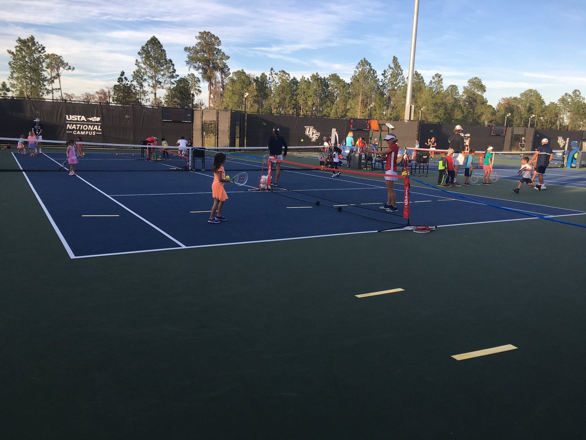 TimCassTennis's tweet photo. Fans are starting to file in for #CollegeMatchDay!

@CowgirlTennis vs @StanfordWTennis coming up at 6 ET on ESPN3
#NationalCampus https://t.co/uhv7ociEqL