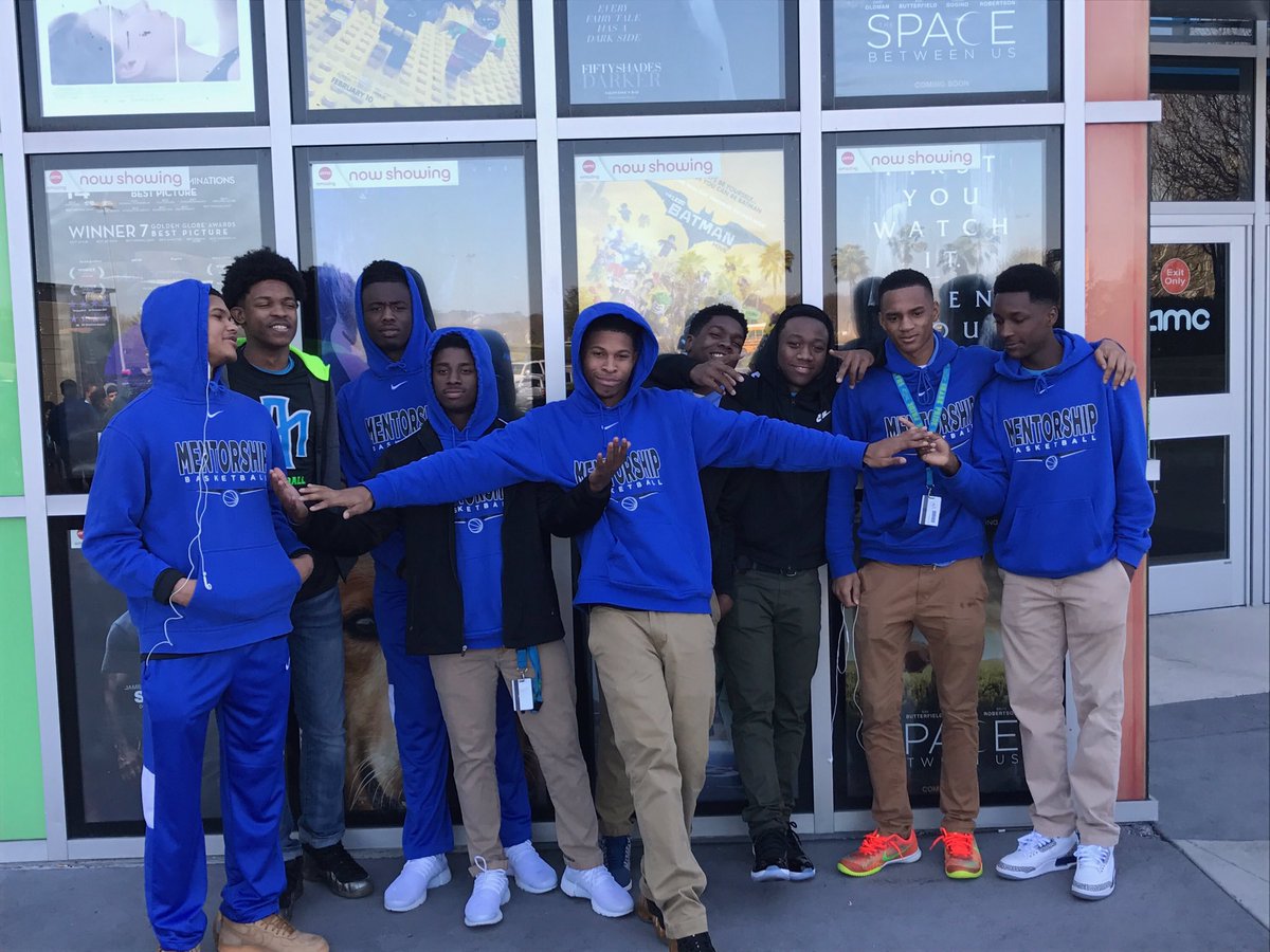 supreme_tajj's tweet photo. Issa brotherhood 💪🏾. https://t.co/IPRRecmoZ0