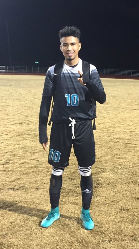 PAGMETER's tweet photo. Congratulations to Mendota Aztecs DANNY TREJO 
Scoring 7 goals in the win over Minarets &amp; breaking the state record for most goals at 193 https://t.co/mOMxG14qlc