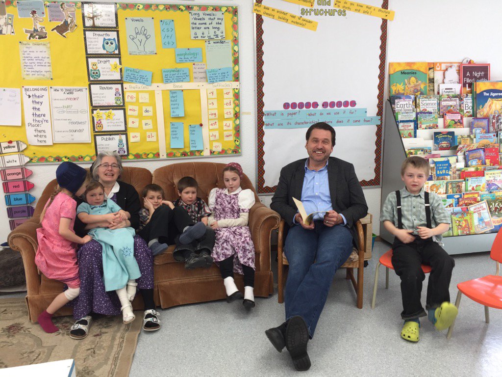 marmardeck's tweet photo. Doyle Piwniuk, our local MLA, reading to students at DCS. #hbed https://t.co/nOaT7niNLI